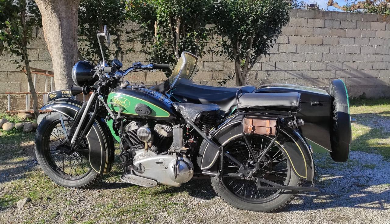 RENE GILLET Type J Police - 1950 LesAnciennes.com