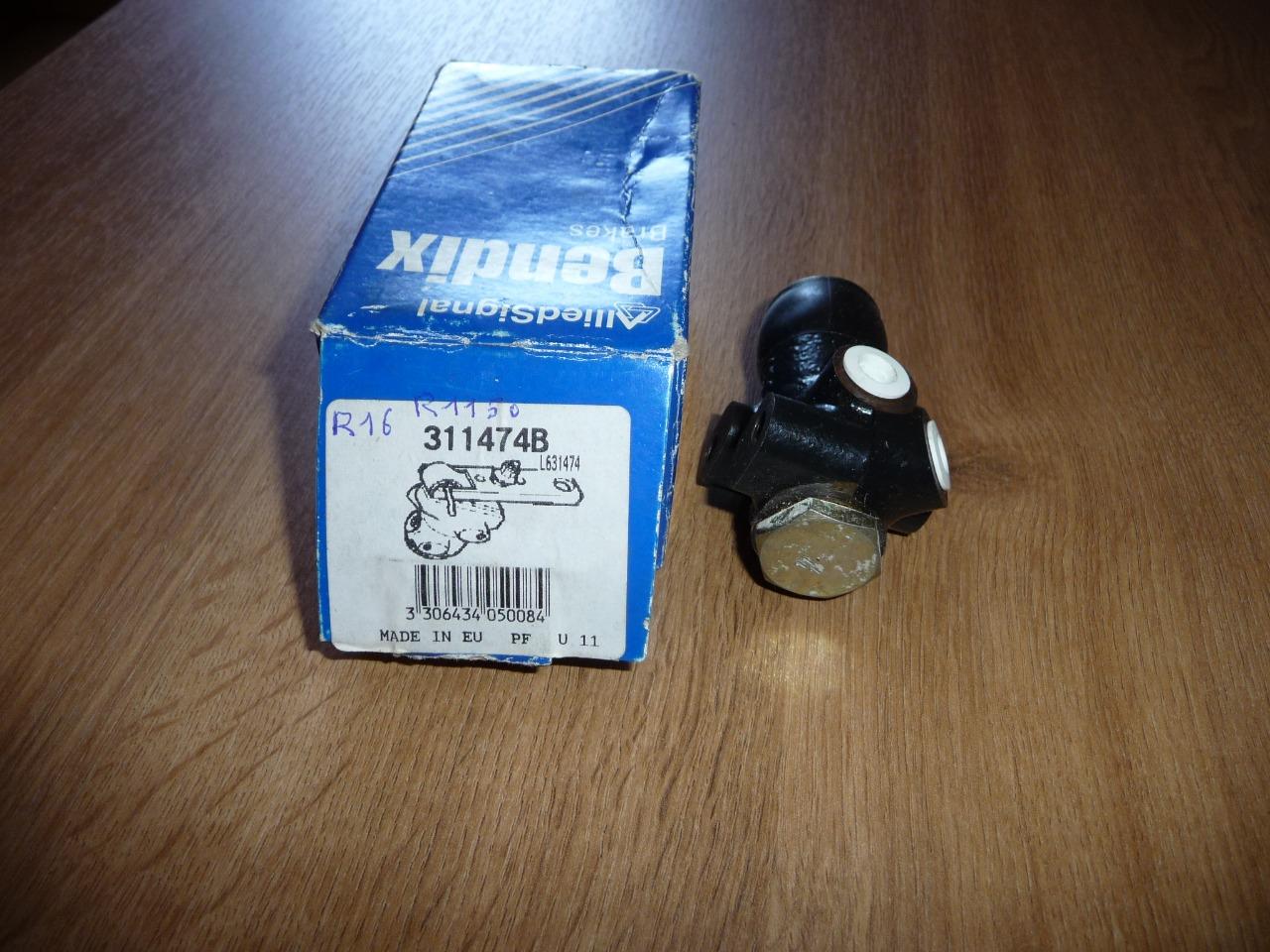 REPARTITEUR FREINS RENAULT 16 (R16) LesAnciennes.com