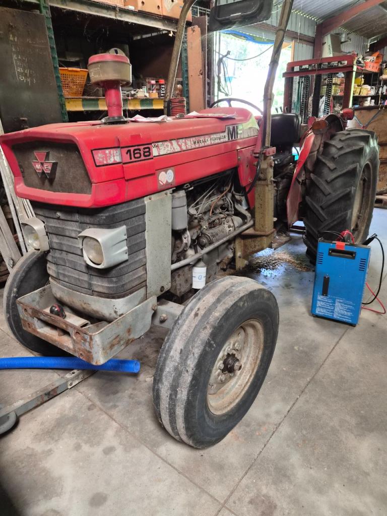VEND TRACTEUR ET SES ACCESSOIRES LesAnciennes.com