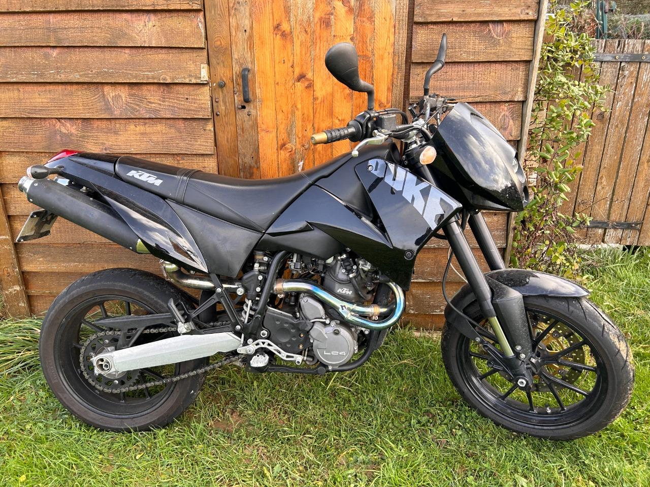 KTM 640 Duke Lc4 640 - 2004 LesAnciennes.com