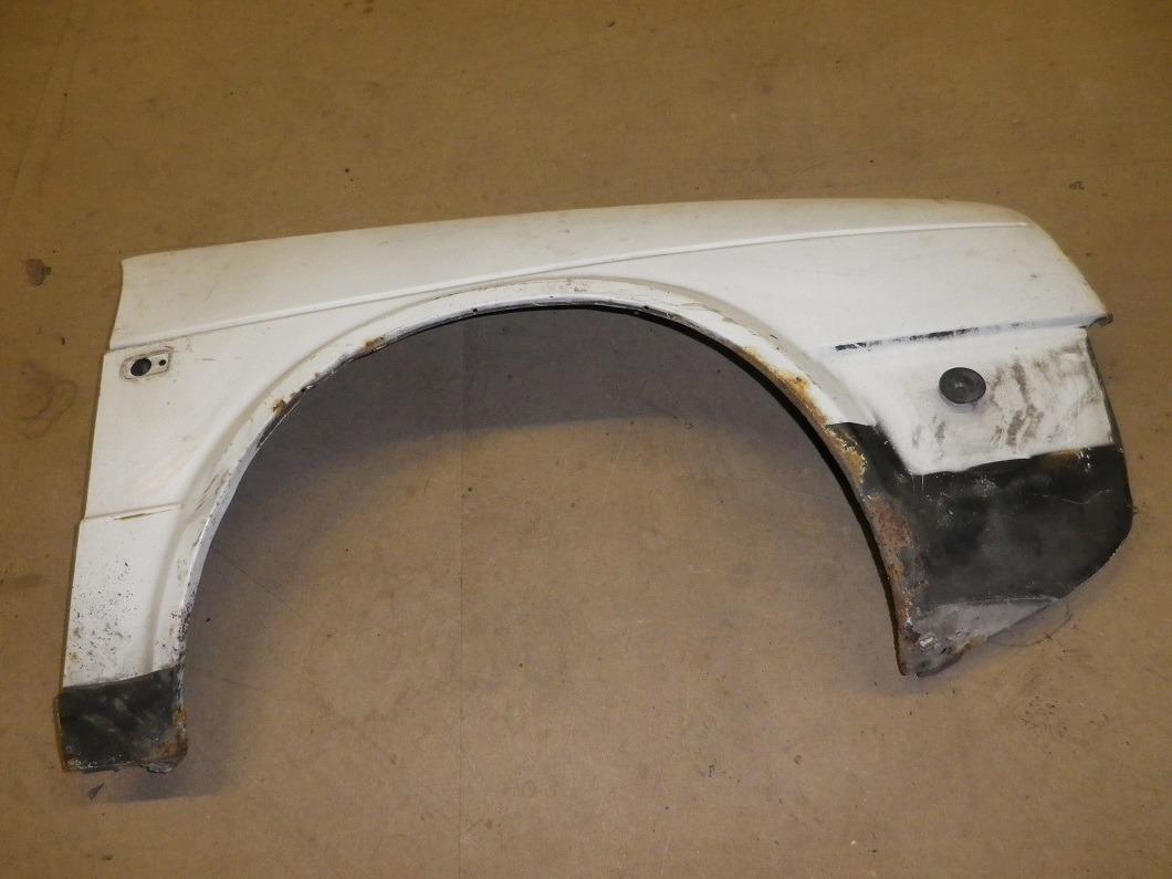 Ailes VOLKSWAGEN Golf II LesAnciennes.com