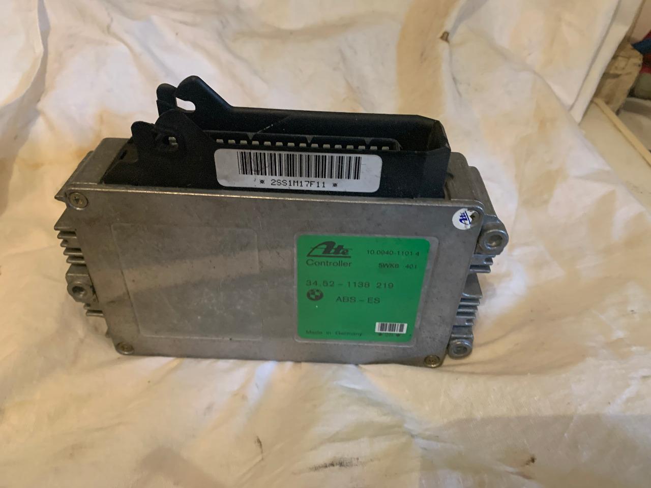 Calculateur ABS BMW E 36 M3 /Z3 LesAnciennes.com