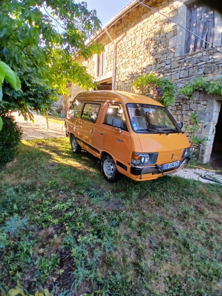 TOYOTA LITE ACE KM20 - 1982 LesAnciennes.com