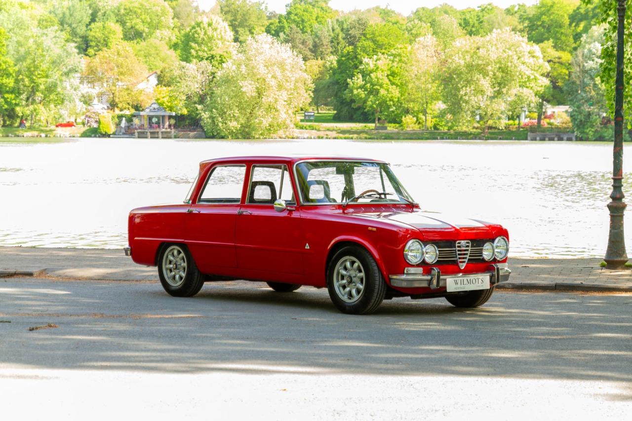 ALFA ROMEO Giulia Nuova Super - 1977 LesAnciennes.com