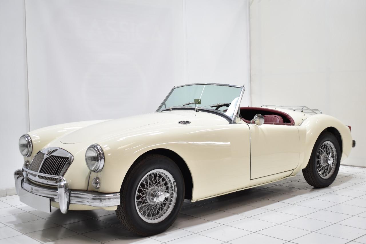 MG MGA 1500 - 1957 LesAnciennes.com