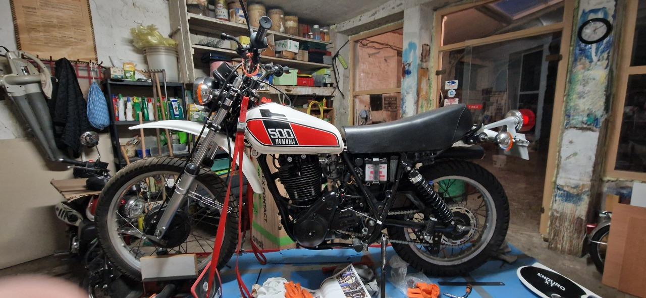 YAMAHA XT 500 1N5 - 1976 LesAnciennes.com