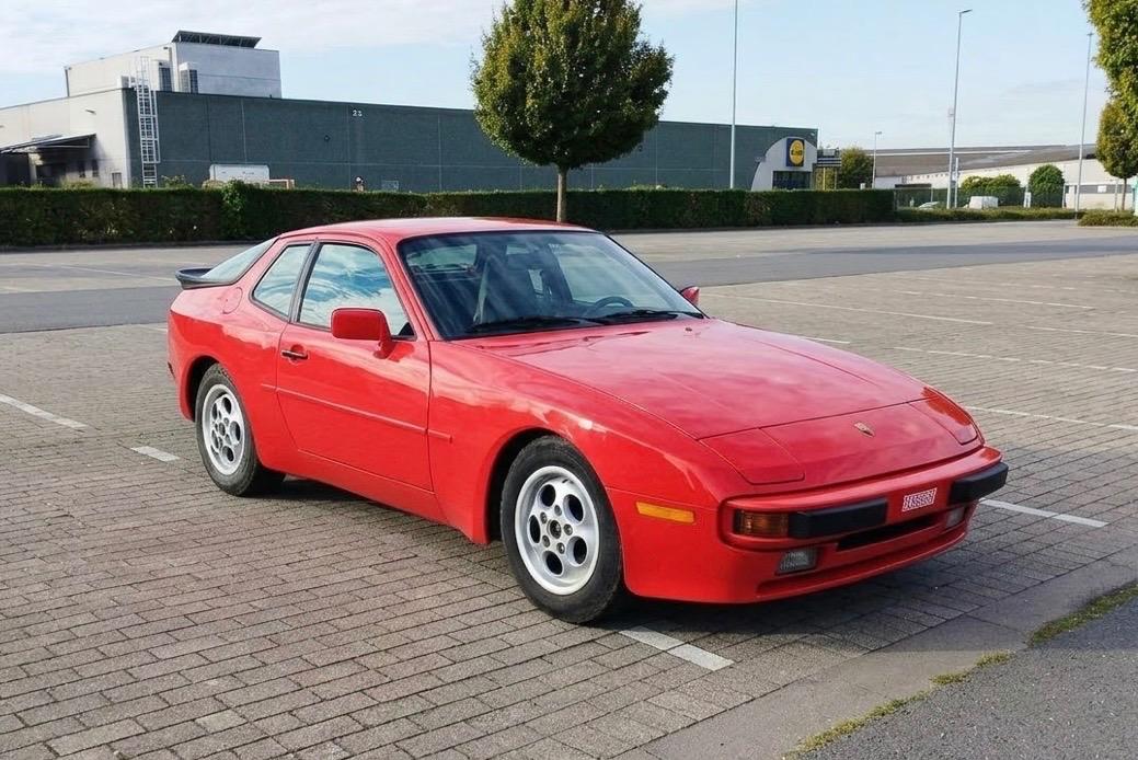 PORSCHE 944 version us - 1987 LesAnciennes.com