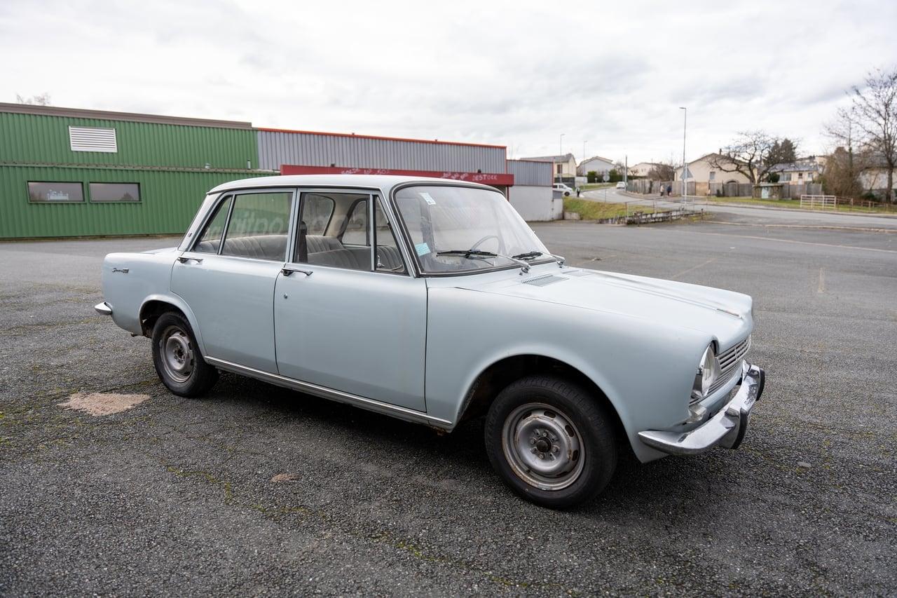 1964 Simca 1300 LesAnciennes.com
