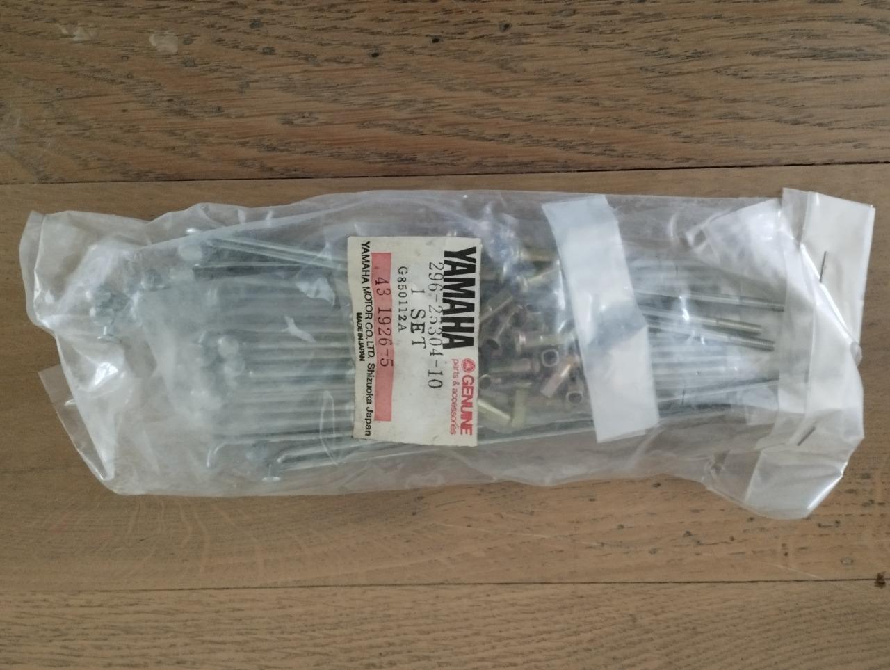 Jeu de rayons YAMAHA FS1 LesAnciennes.com