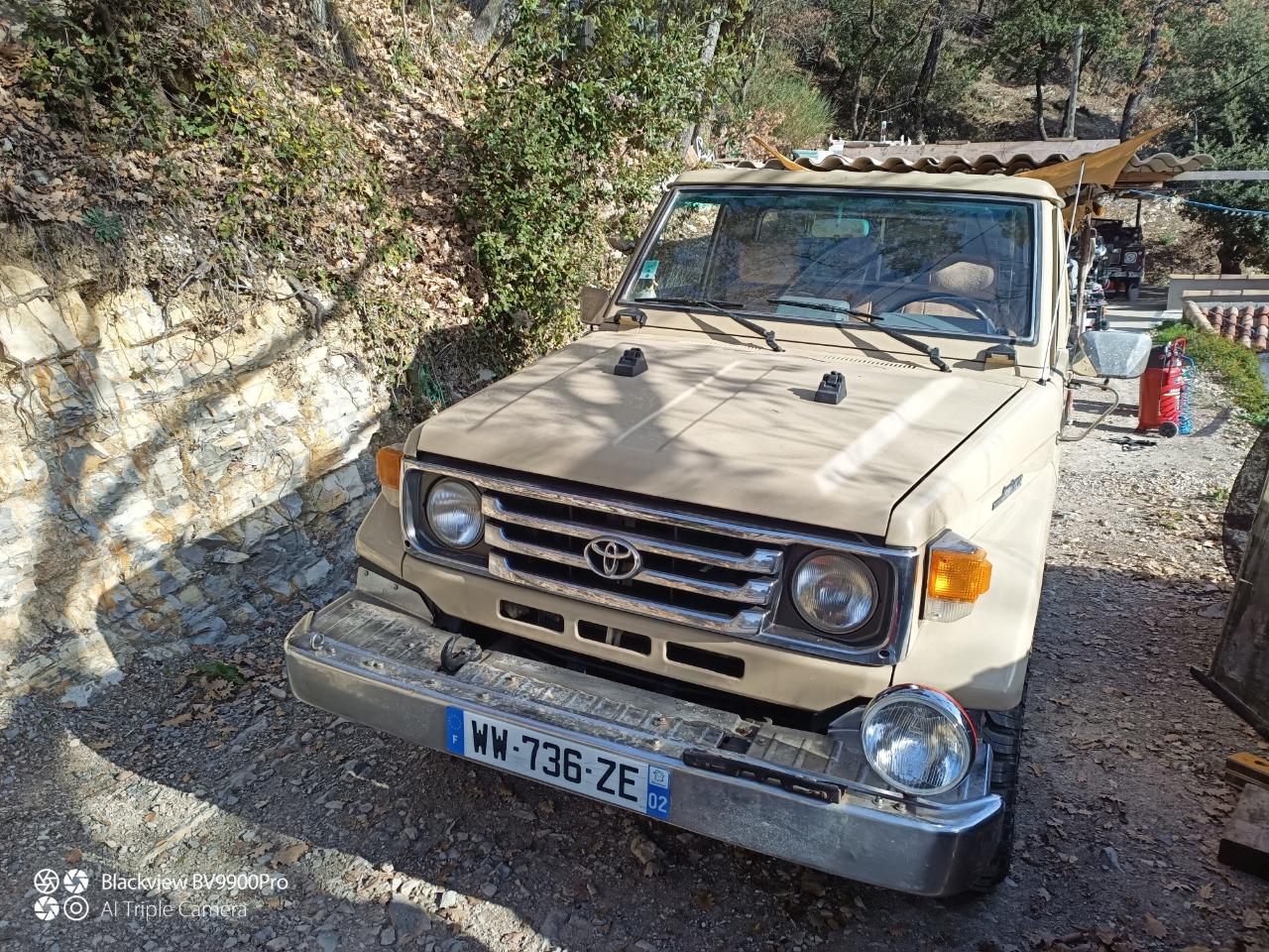 TOYOTA Land Cruiser - 1985 LesAnciennes.com