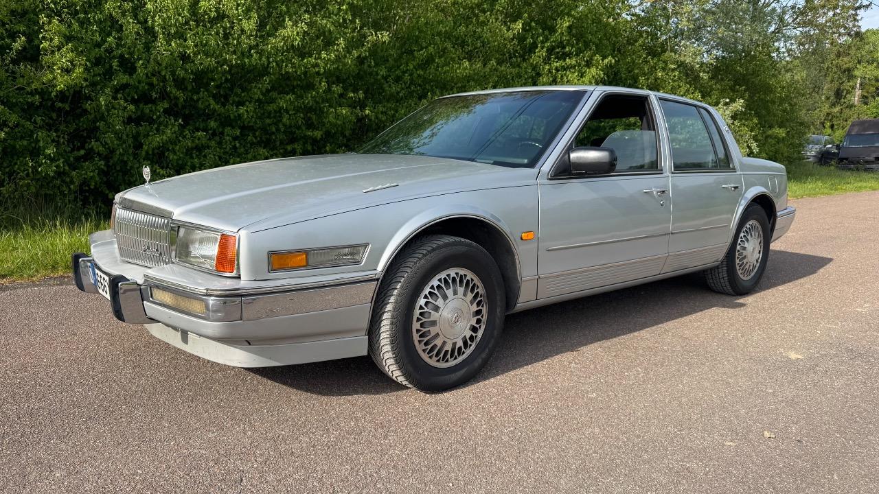 CADILLAC Seville - 1990 LesAnciennes.com