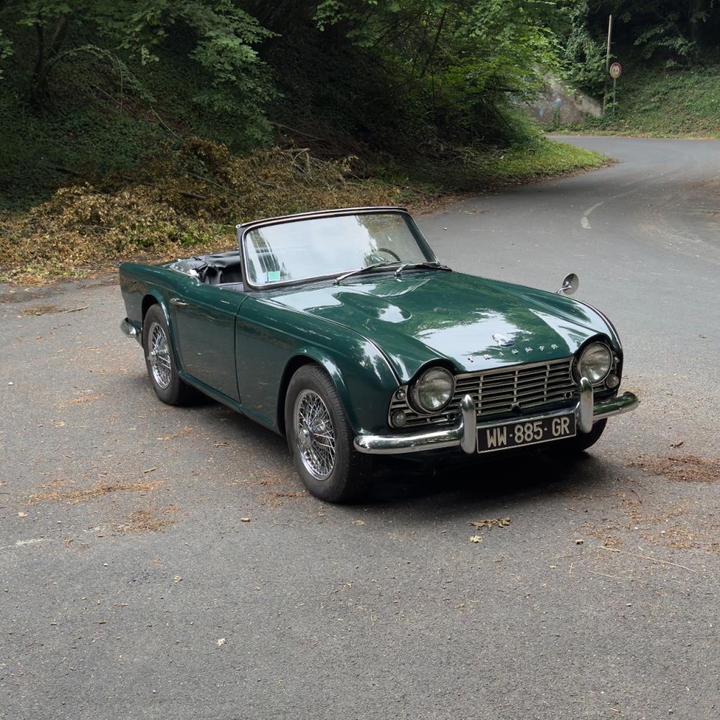 TRIUMPH TR4 - 1962 LesAnciennes.com