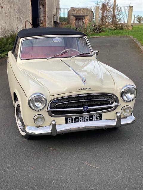 PEUGEOT 403 CABRIOLET - 1960 LesAnciennes.com