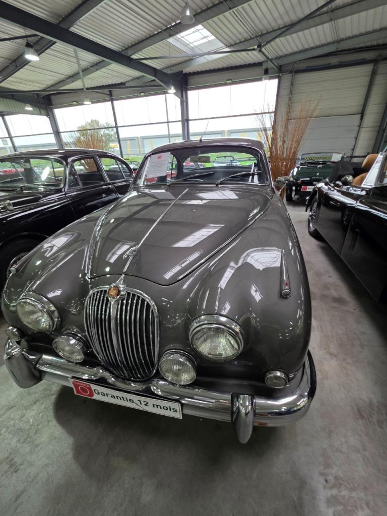 JAGUAR MK2 2.4 - 1961 LesAnciennes.com
