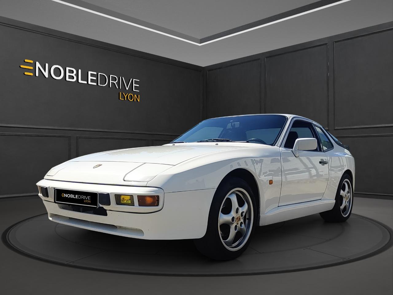 PORSCHE 944 2.7l - 1989 LesAnciennes.com