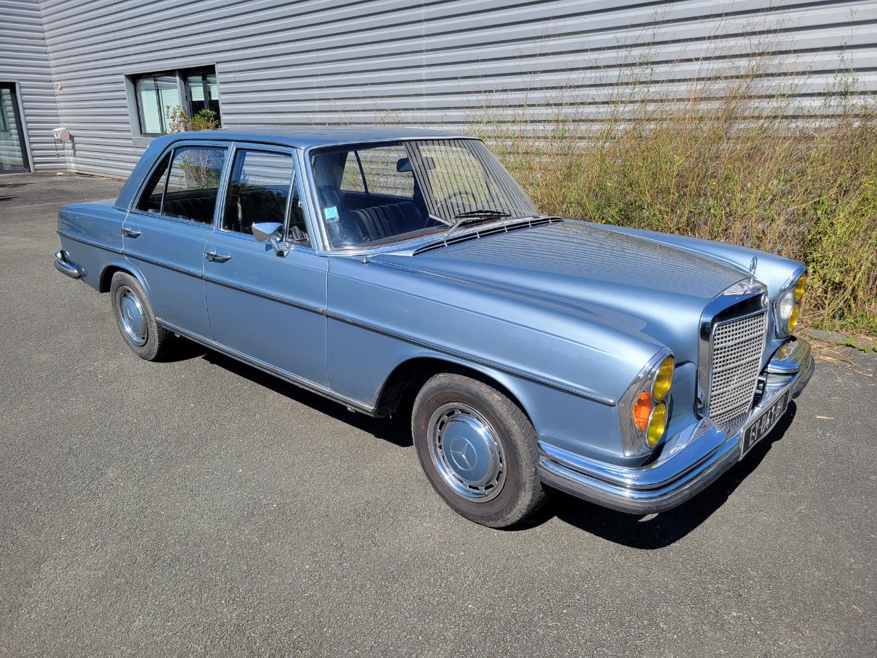 MERCEDES 280 SE - 1972 LesAnciennes.com