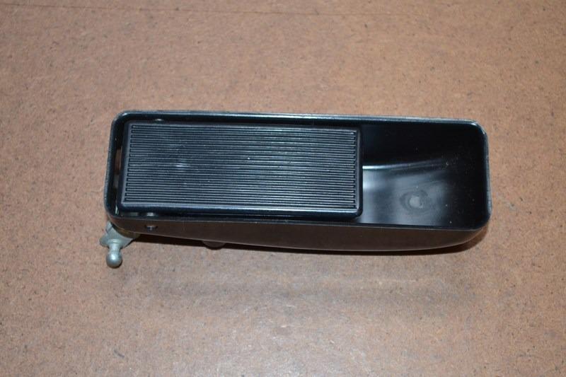 Poignee intérieur G PORSCHE 911 2L7 RS LesAnciennes.com