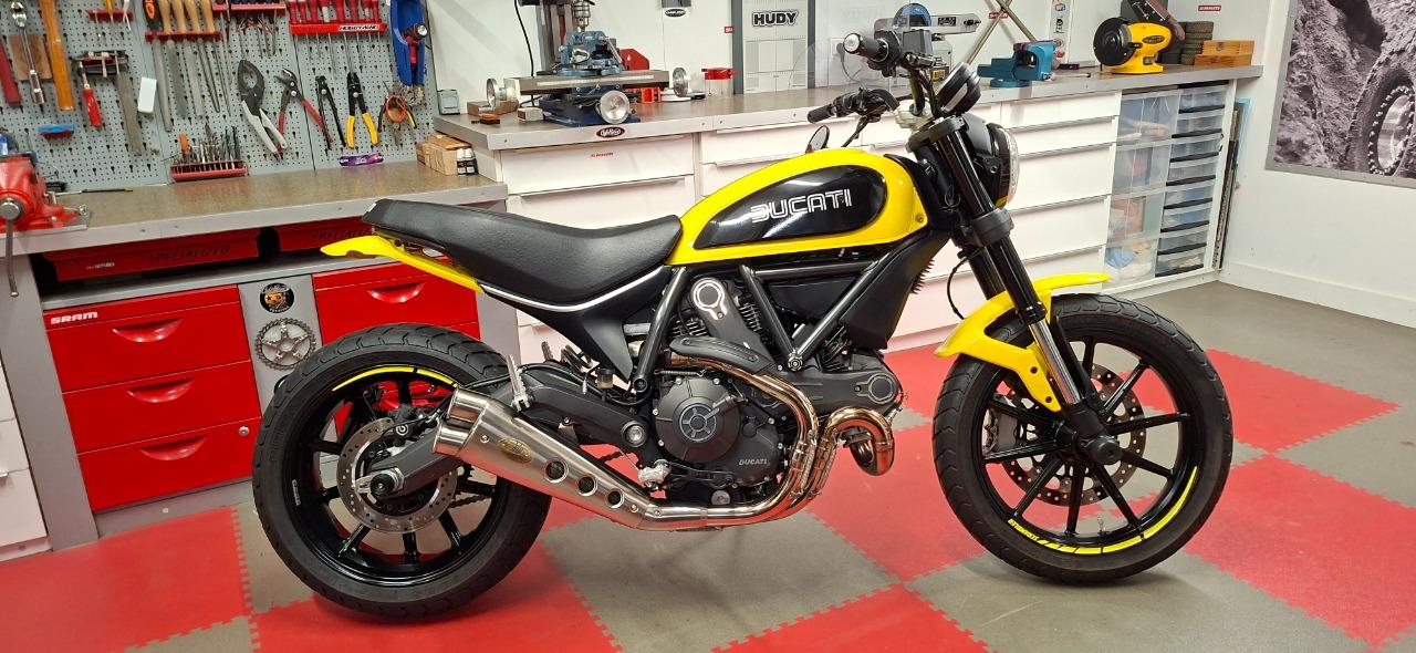 DUCATI Scrambler ICON - 2015 LesAnciennes.com