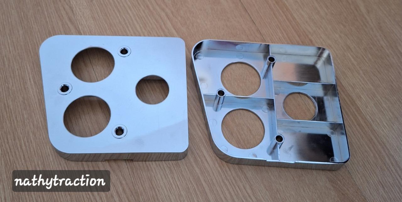 Paire de support feu clignotant ARD/ARG pour 2CV LesAnciennes.com
