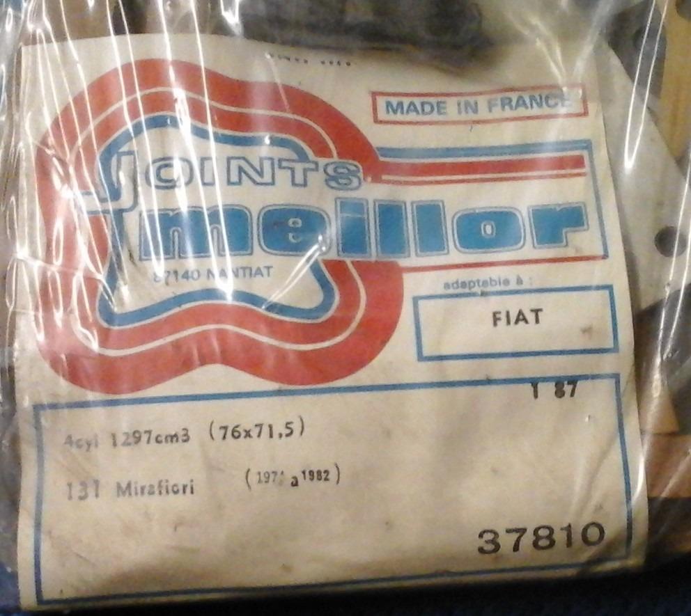 Pochette moteur FIAT 131 LesAnciennes.com