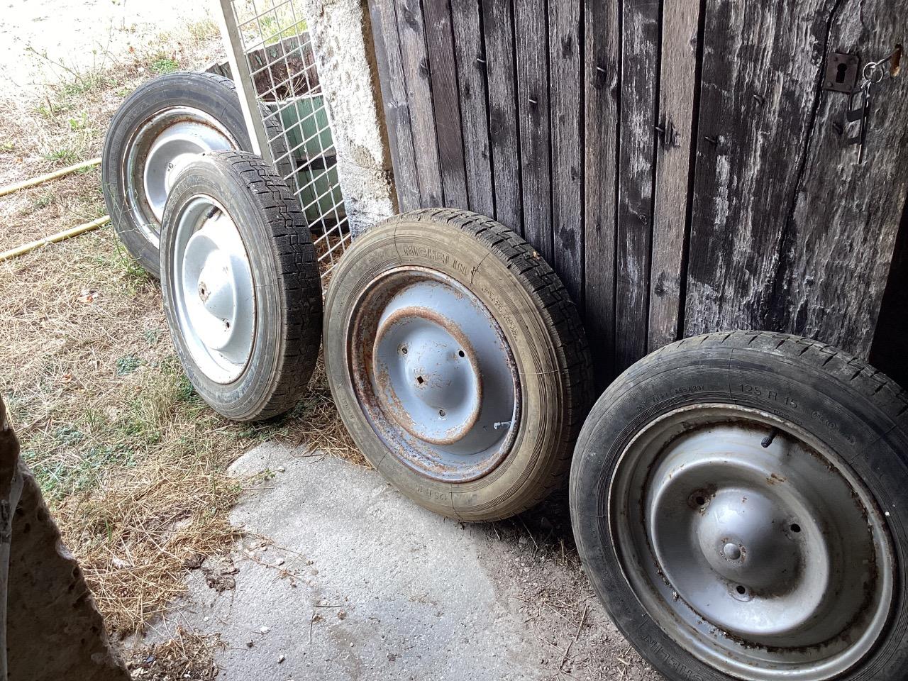 Jantes CITROEN 2CV LesAnciennes.com