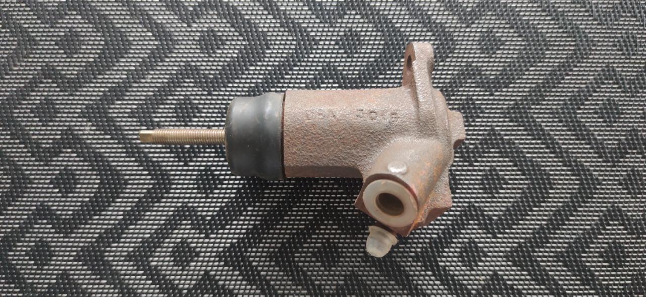 Récepteur d'embrayage SIMCA 1100 série 1 LesAnciennes.com