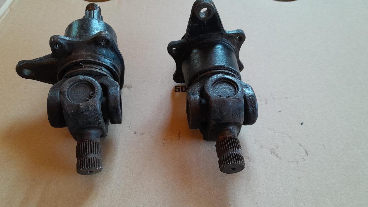 Lot de pièces NSU 1000 C LesAnciennes.com