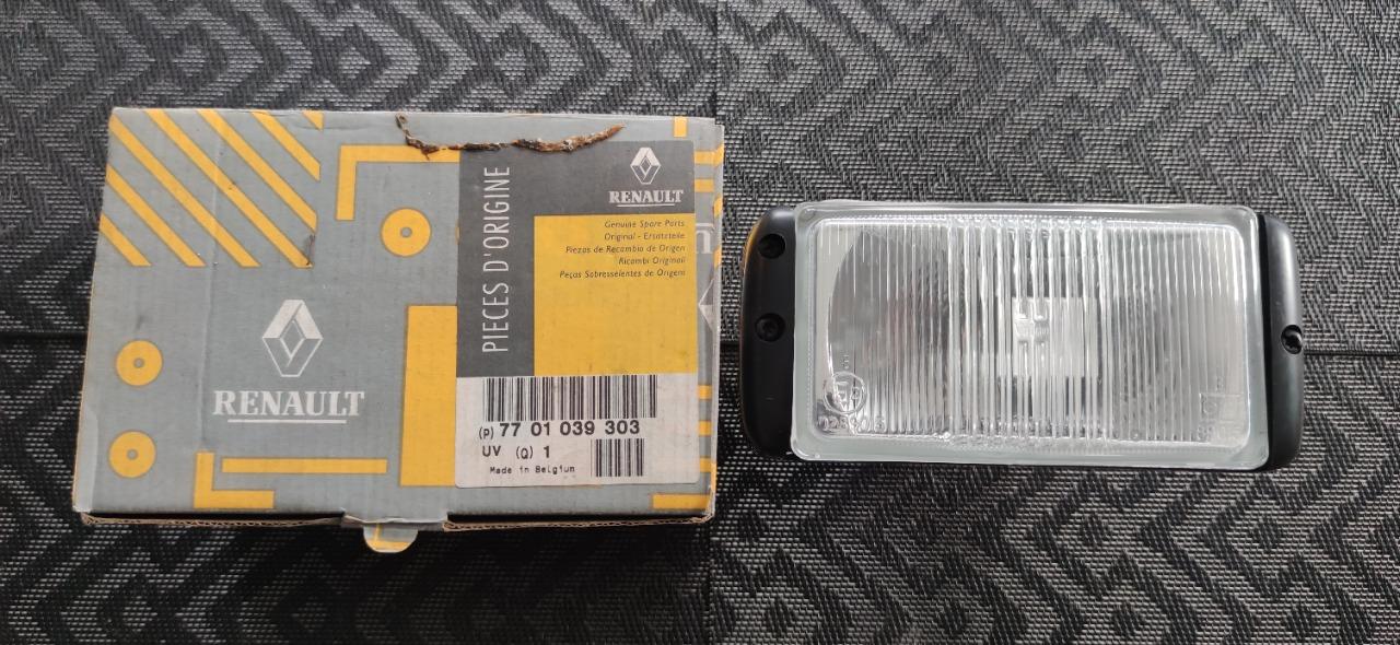 Antibrouillard RENAULT Clio 16 S WILLIAMS LesAnciennes.com