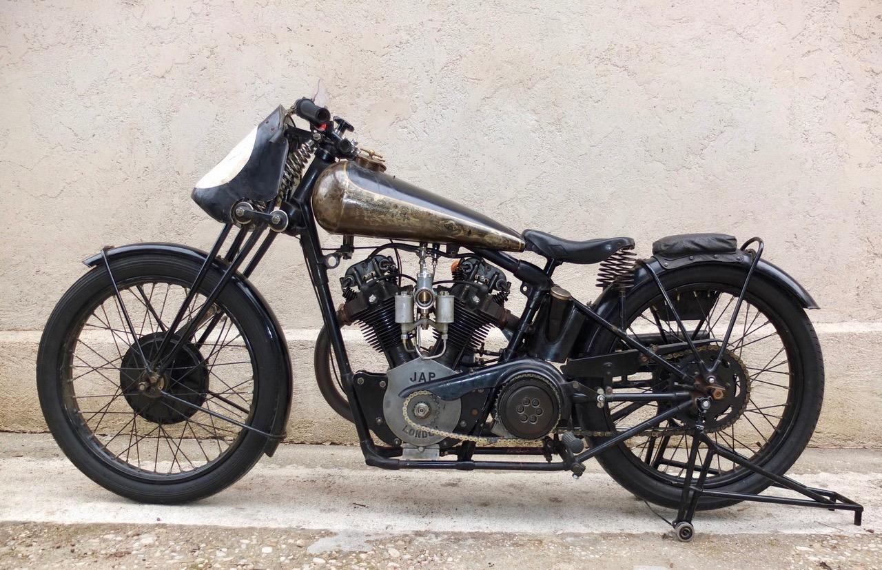 BROUGH SUPERIOR 680 OHV - 1928 LesAnciennes.com