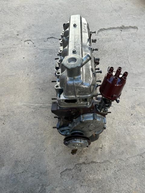 Lot de pièces FIAT 1800 LesAnciennes.com