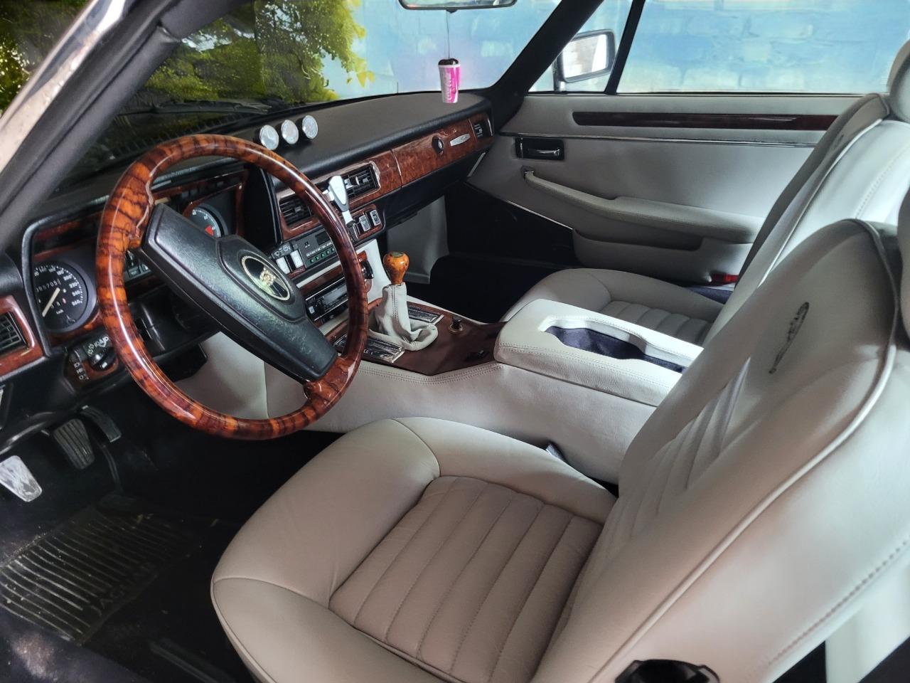 JAGUAR XJS Type JNAEC - 1987 LesAnciennes.com