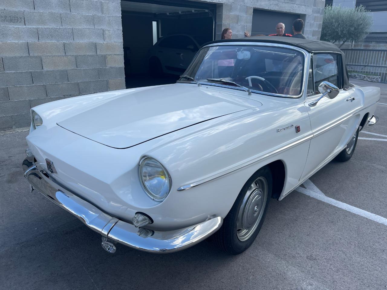 RENAULT Caravelle 1131 - 1962 LesAnciennes.com