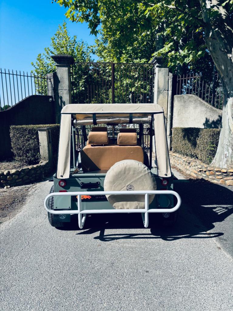 AUSTIN Mini Moke BeeBeach 2026 LesAnciennes.com