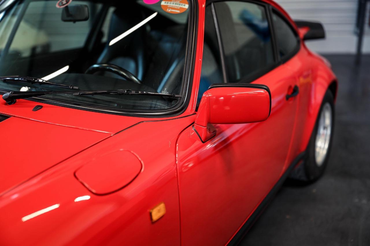 PORSCHE 911 3.2 G50 - 1988 LesAnciennes.com