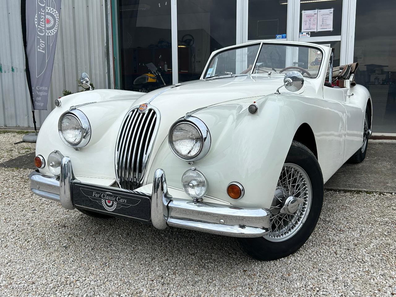 JAGUAR XK140 Cabriolet - 1956 LesAnciennes.com