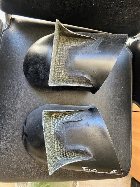 Conduits d'air latéraux pour Ferrari F40 LesAnciennes.com