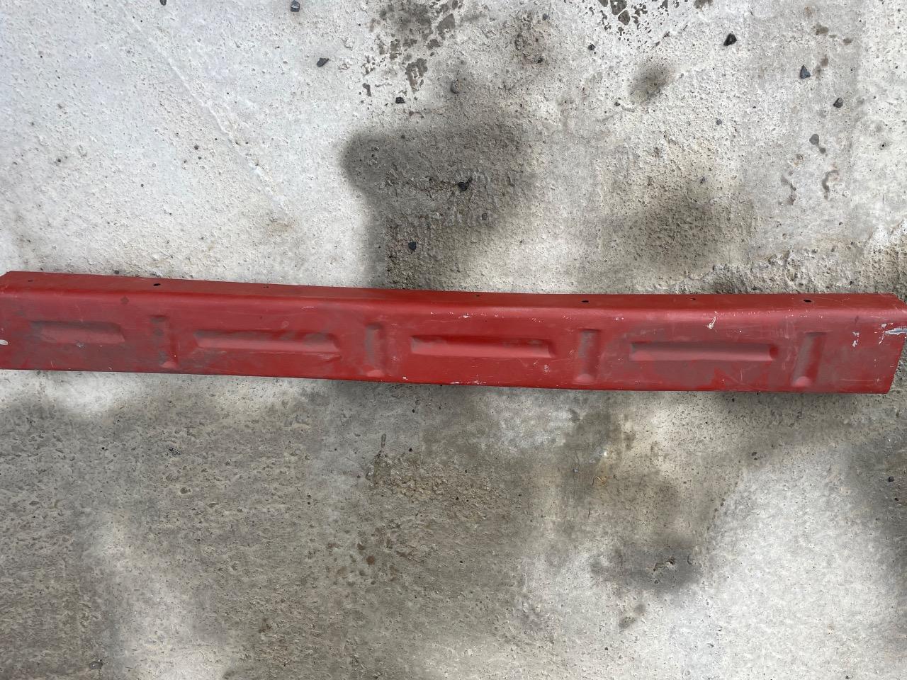 Longeron droit neuf PEUGEOT 403 Berline LesAnciennes.com