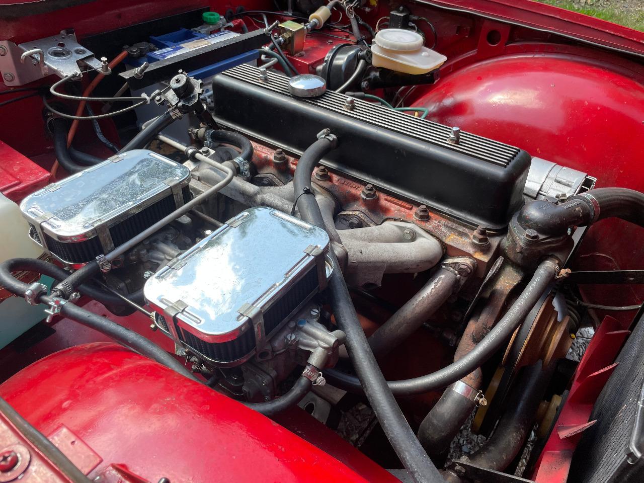 TRIUMPH TR6 - 1972 LesAnciennes.com
