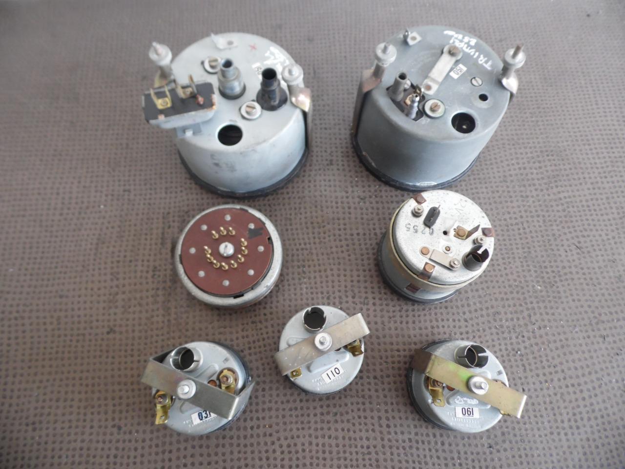 Instruments de bord TRIUMPH 2500 LesAnciennes.com