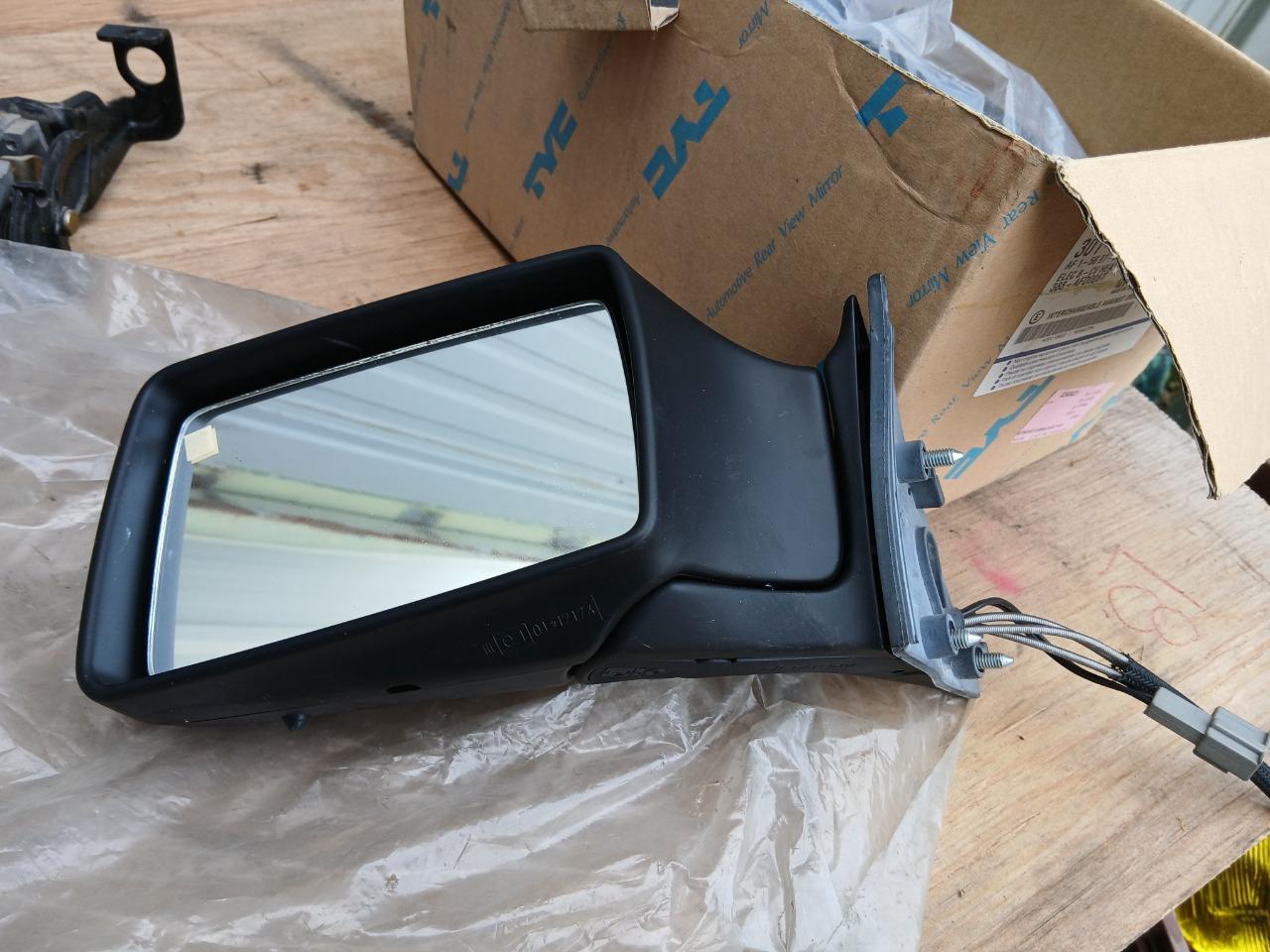 Retroviseur RENAULT 25 (R25) LesAnciennes.com