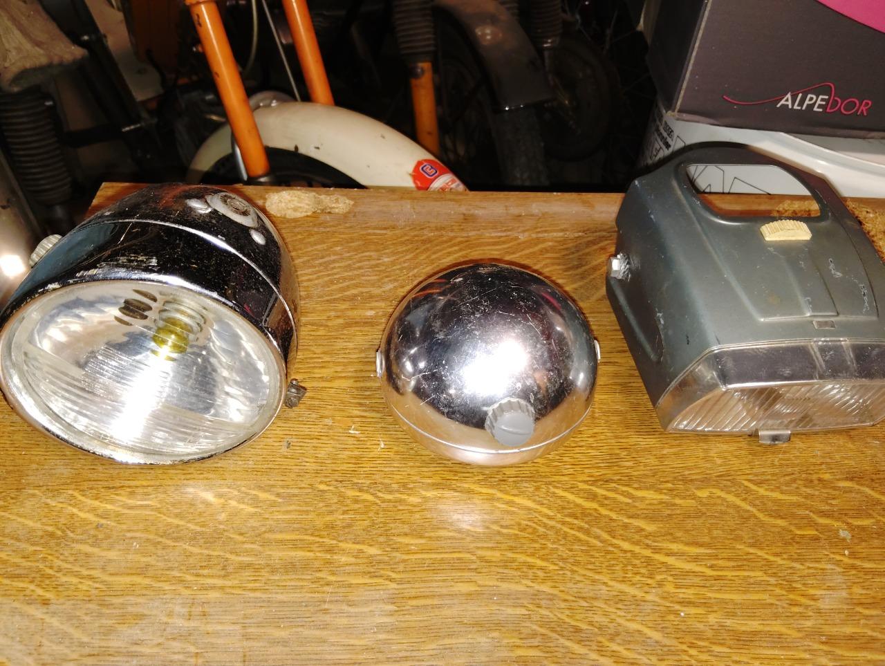 Pièces MOTOBECANE PEUGEOT BB Peugeot Phare LesAnciennes.com