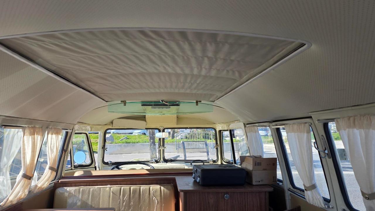 VOLKSWAGEN Combi T1 - 1961 LesAnciennes.com