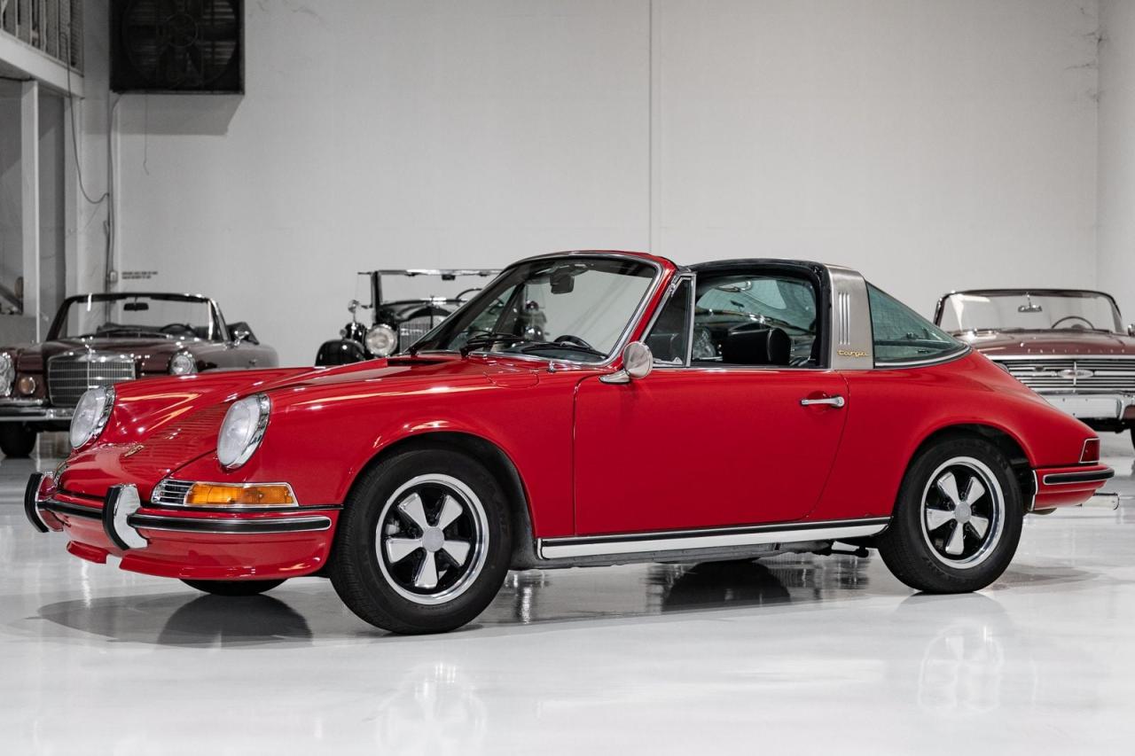 1971 Porsche 911 S 2.2 Targa LesAnciennes.com