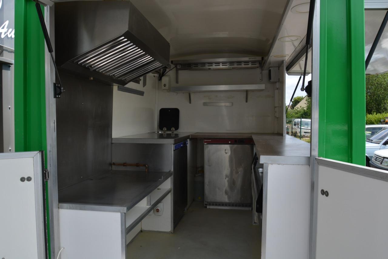 CITROEN HY FOODTRUCK - 1970 LesAnciennes.com