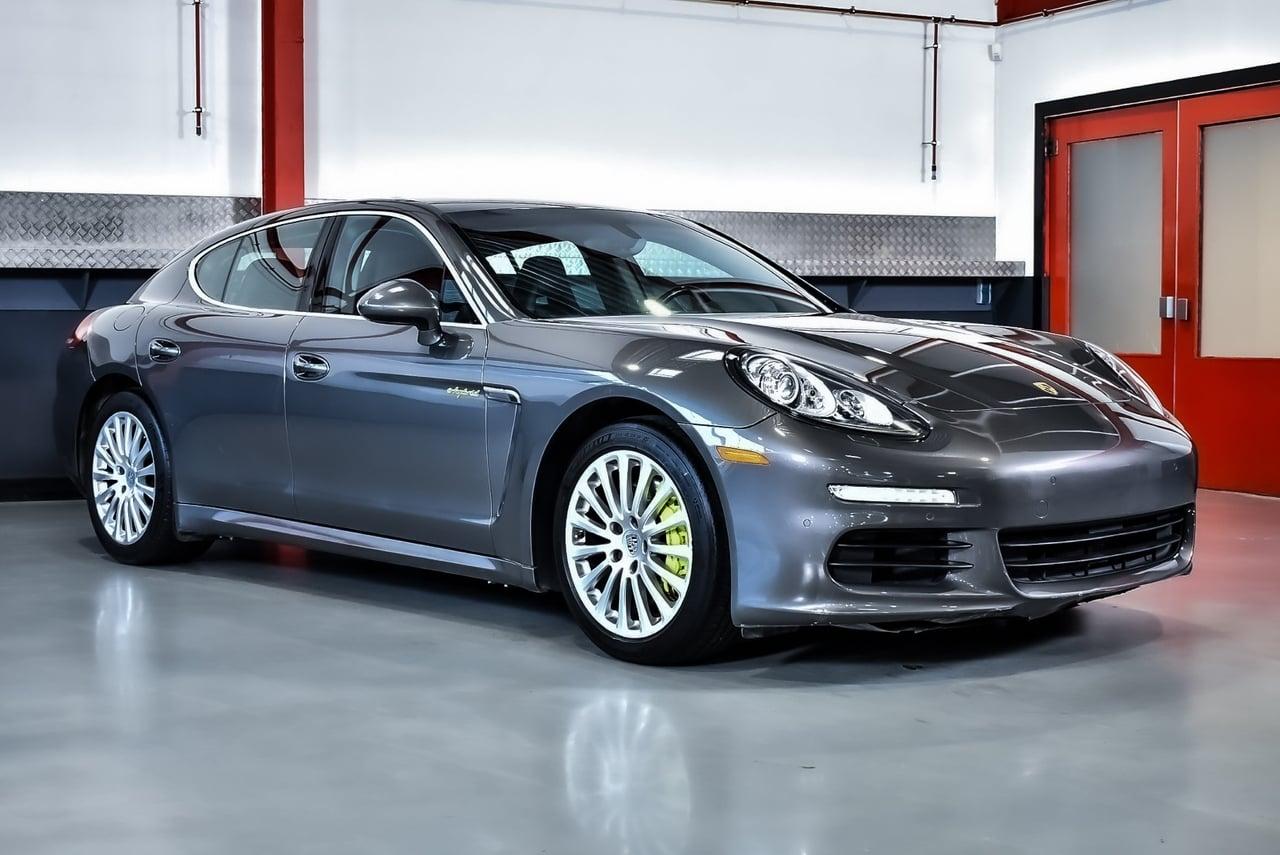 2014 Porsche Panamera E-Hybrid 3.0 V6 LesAnciennes.com