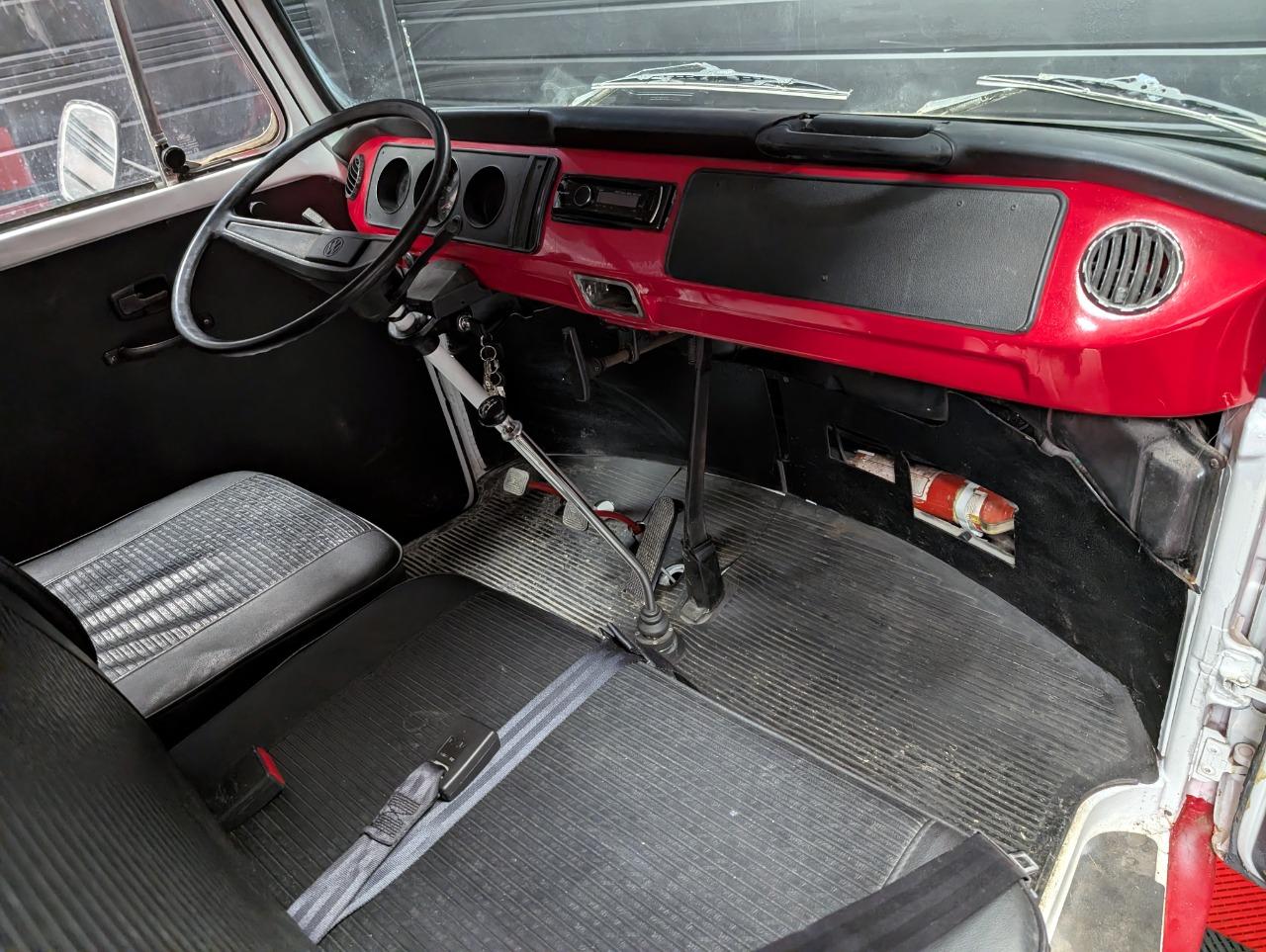 VOLKSWAGEN Combi T2 Bay Window Bresil - 1985 LesAnciennes.com