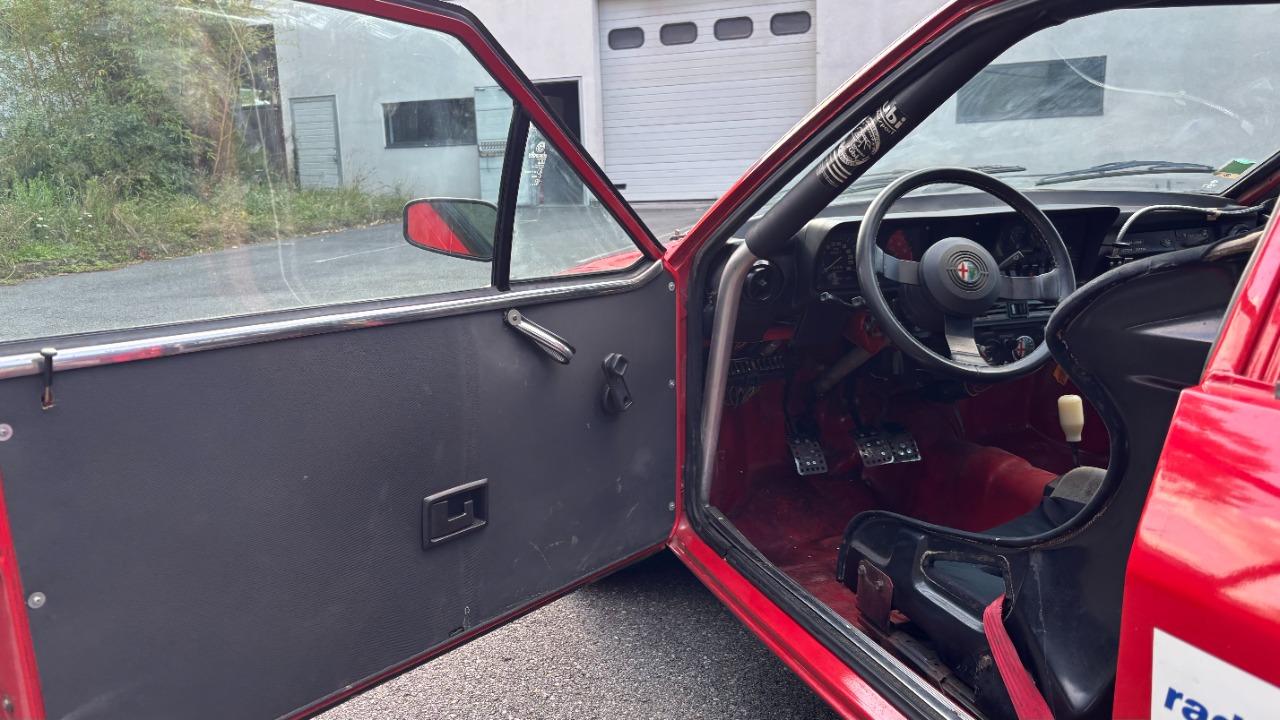 ALFA ROMEO GTV GTV GROUP A - 1982 LesAnciennes.com