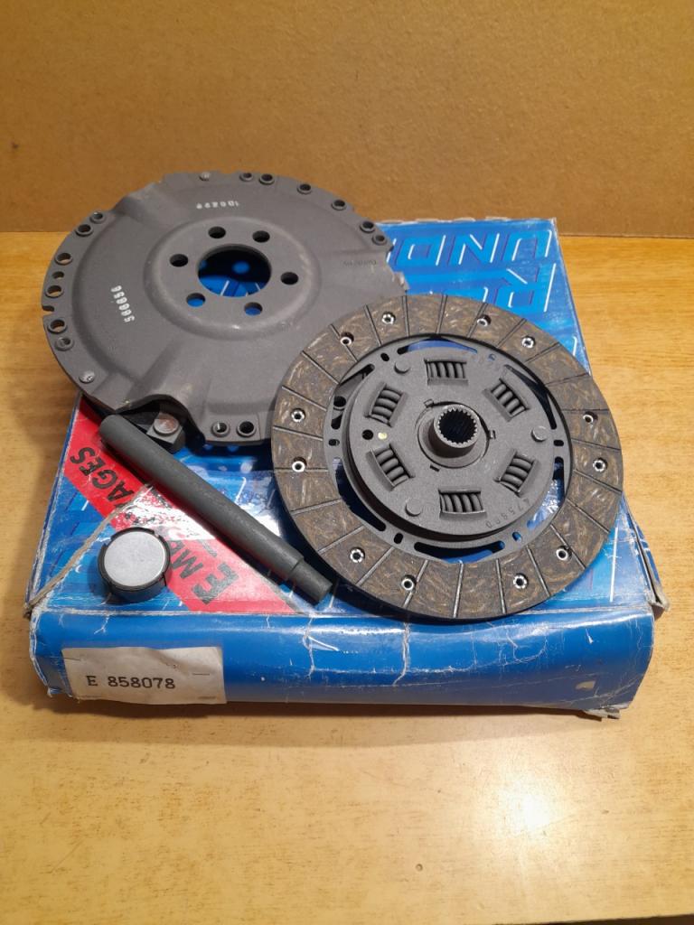 Kit Embrayage vw Golf I 1.5L 1.6L LesAnciennes.com