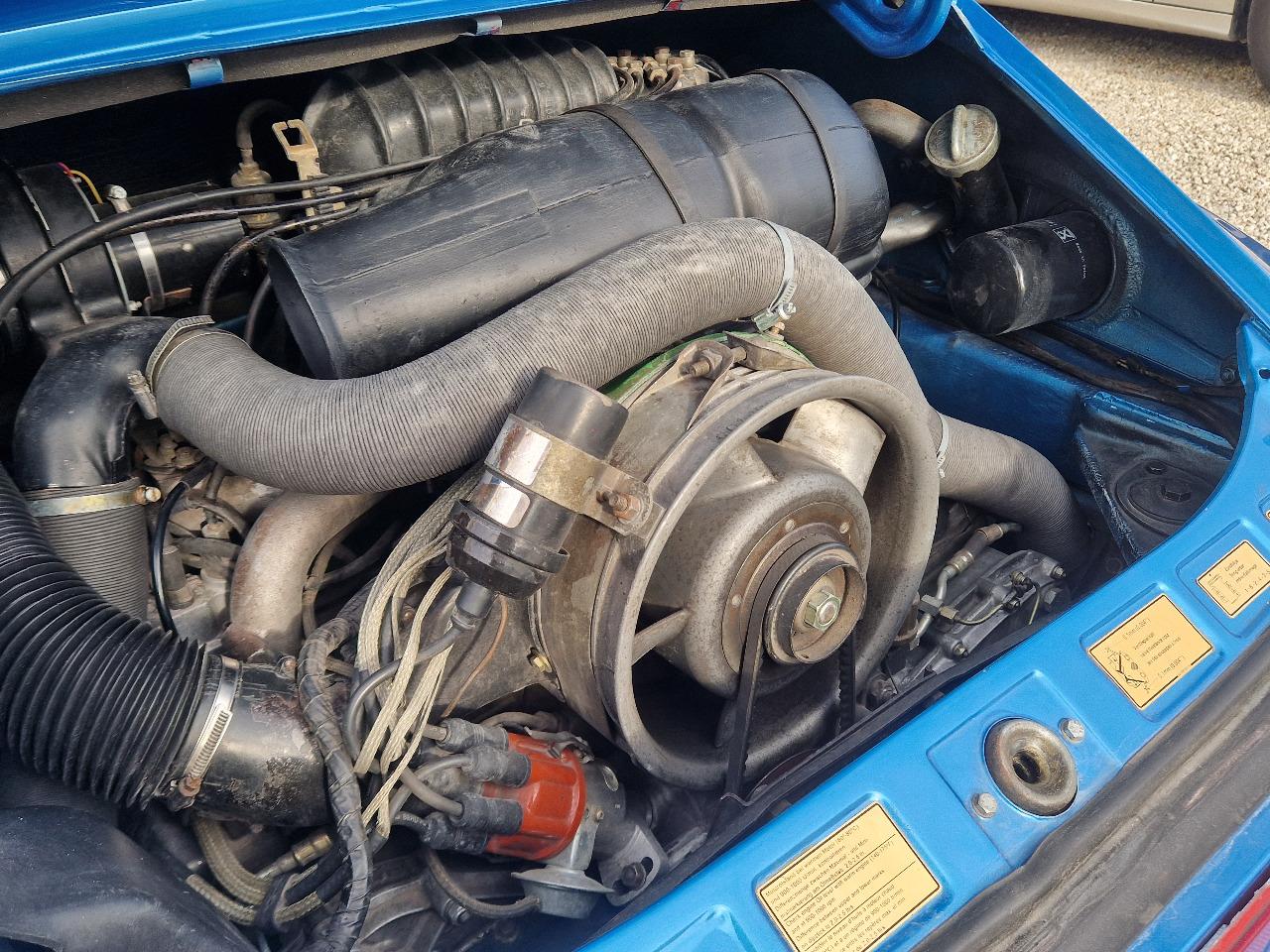 PORSCHE 911 G 2.7 TARGA - 1976 LesAnciennes.com