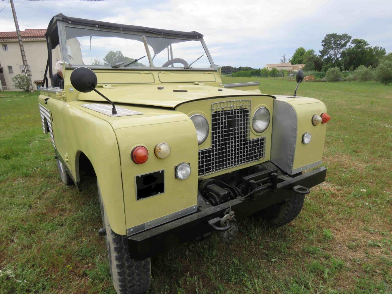 LAND ROVER 88 SERIE 2A - 1963 LesAnciennes.com